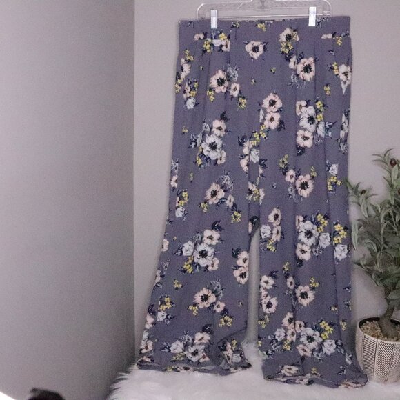 torrid Other - Torrid | Floral Wide Leg Casual Pants 2X